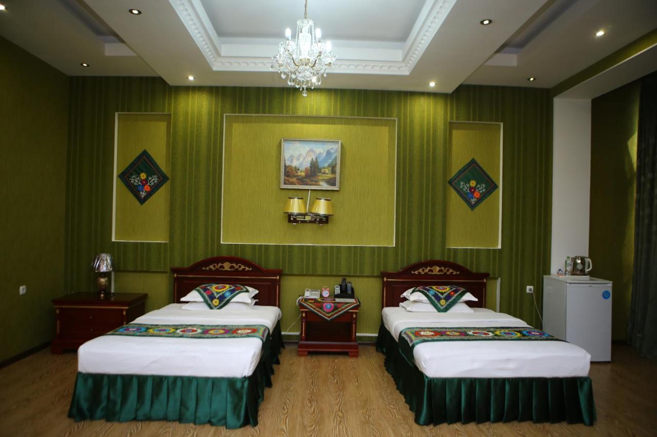 Oriyo Dushanbe Hotel Exteriér fotografie